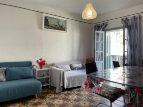 Appartement 3 pièces, 4 couchages à 100m de la plage, balcon, TV, lave-linge, centre-ville de Banyuls - FR-1-225C-115